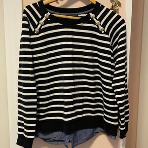 TH pullover, faux layered.